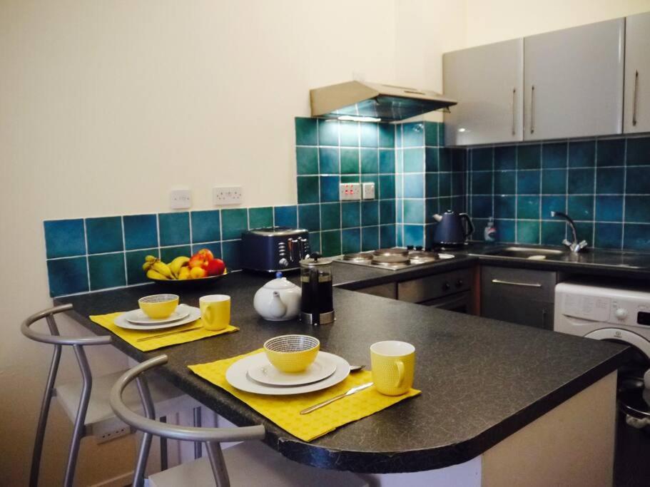 Fabulous Location, One Bedroom West End Flat, Just Off Byres Rd, Close To Sec & Hydro Glasgow Exteriér fotografie