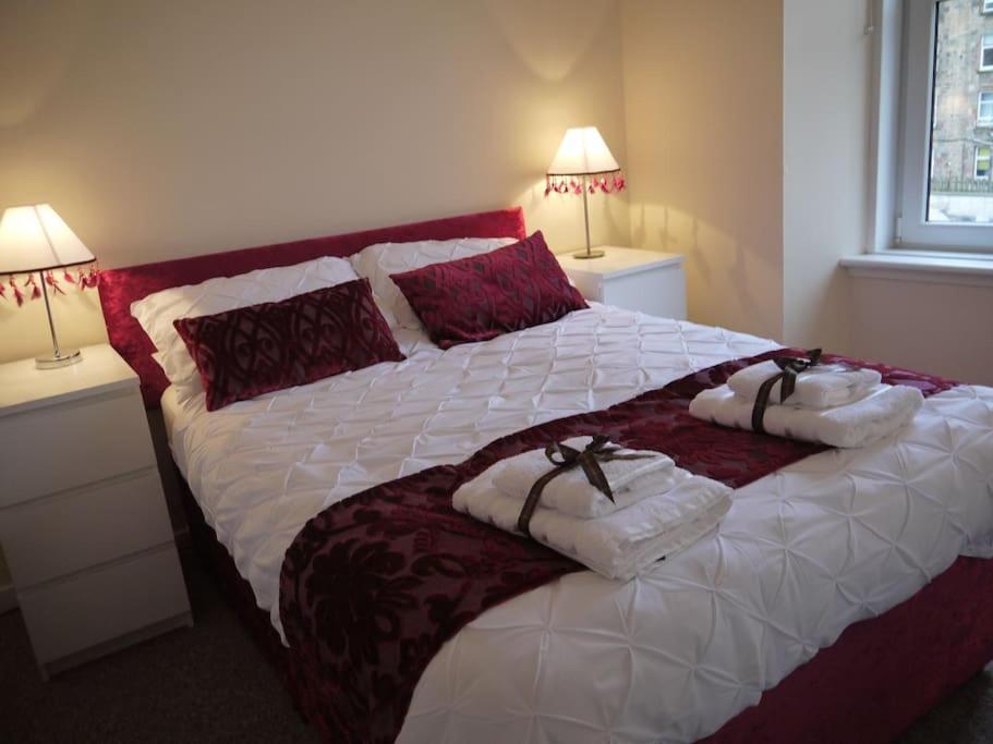 Fabulous Location, One Bedroom West End Flat, Just Off Byres Rd, Close To Sec & Hydro Glasgow Exteriér fotografie