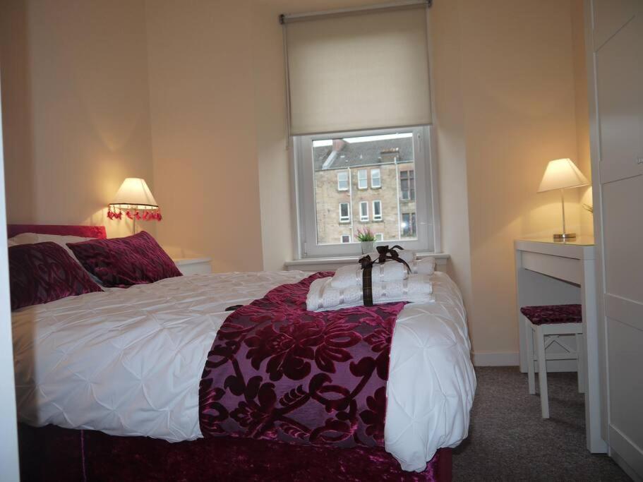 Fabulous Location, One Bedroom West End Flat, Just Off Byres Rd, Close To Sec & Hydro Glasgow Exteriér fotografie